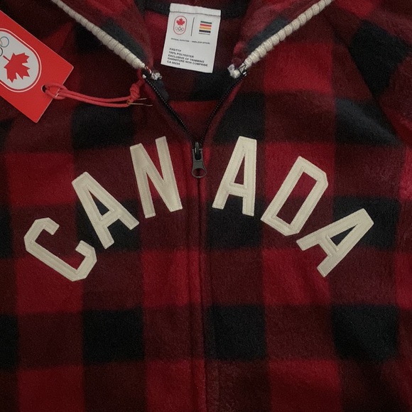 HBC Hudson’s Bay Canada Olympic Official Outfitter Fleece Pajama Sleeper - Picture 4 of 8
